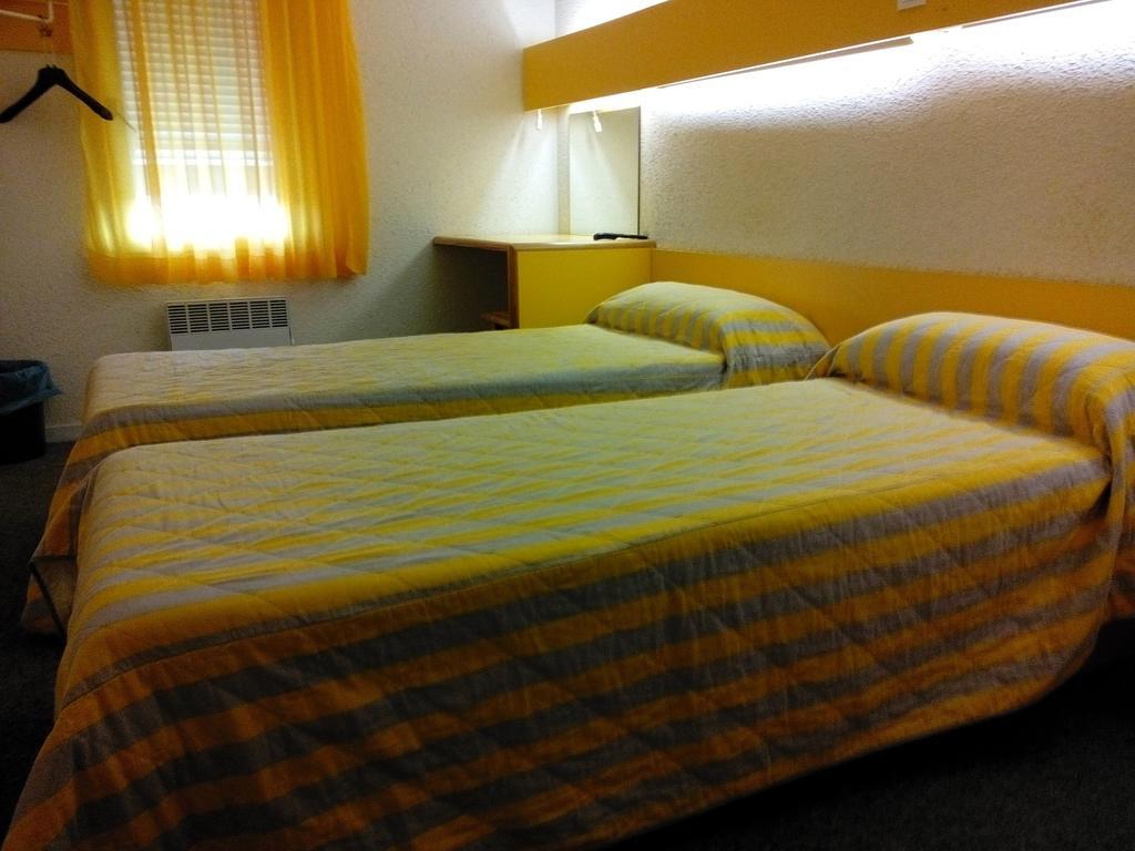 Hostal - Restaurante Asador Esperanza อูเอสกา ห้อง รูปภาพ